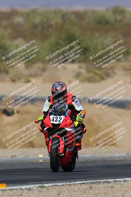 media/Mar-22-2025-CVMA (Sat) [[462c0ffedb]]/Race 12-Supersport Middleweight/